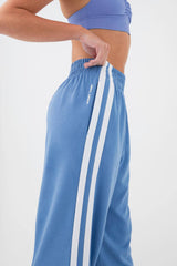 Every Turn Split-Step Wide Leg Pant