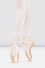 Bloch European Balance Heritage pointe shoes with low V-shaped vamp