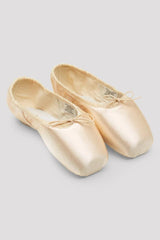 Bloch European Balance Pointe Shoes with curved last and cushioned interior