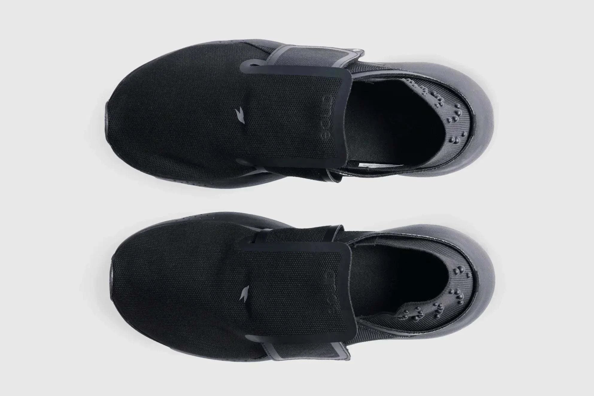 Ance Recovery Sneakers Black Pair 2