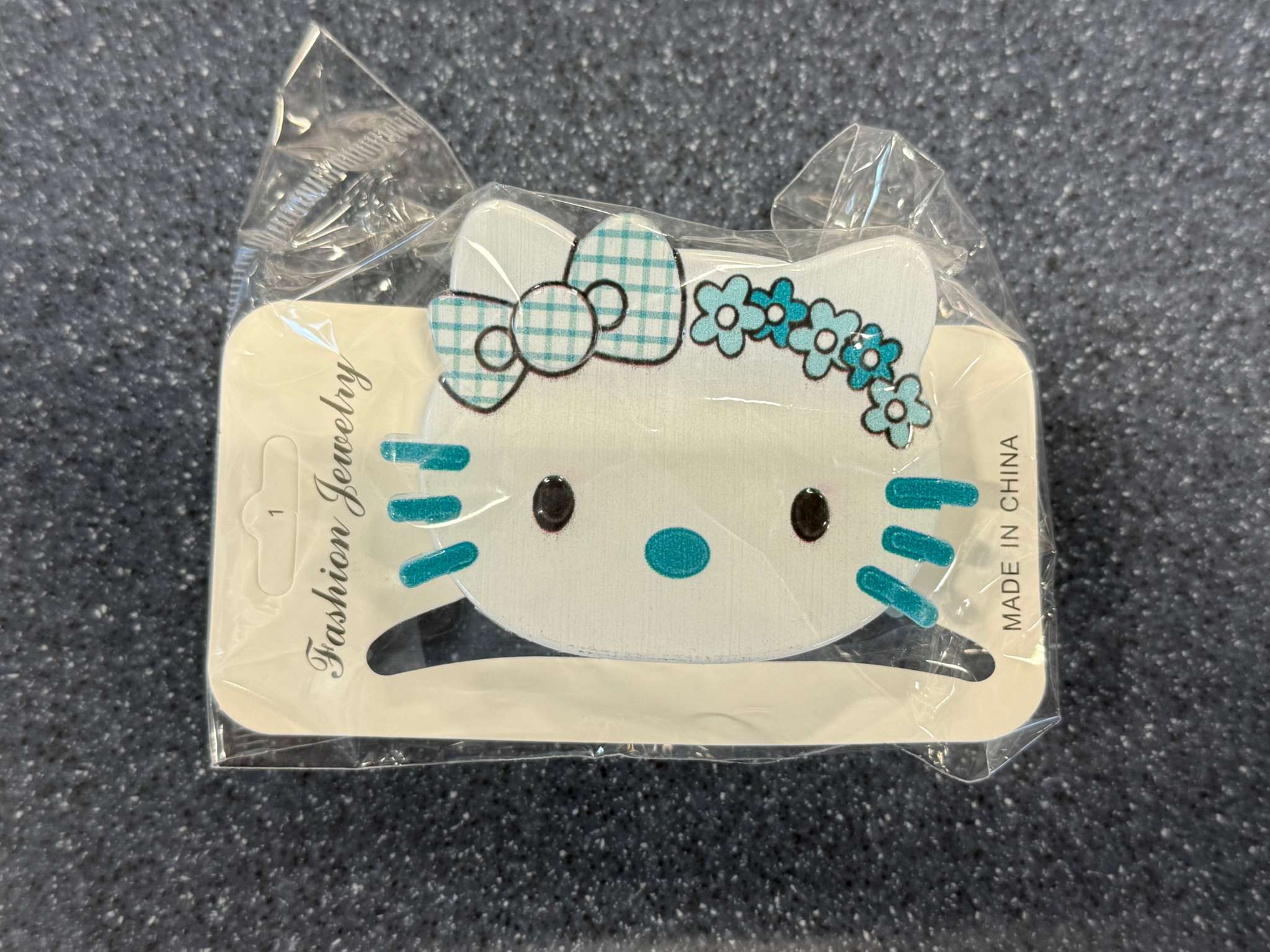 Kitty Hair Claw