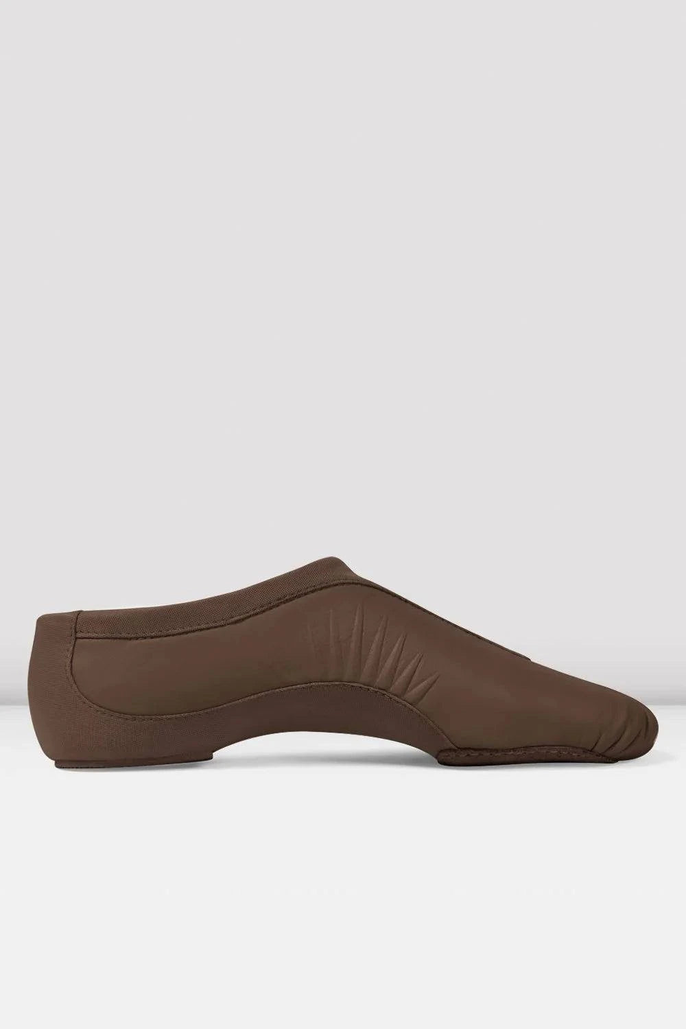 Bloch Pulse Leather Jazz Shoes S0470L – low-profile split sole with arch-hugging neoprene stretch and moldable suede sole