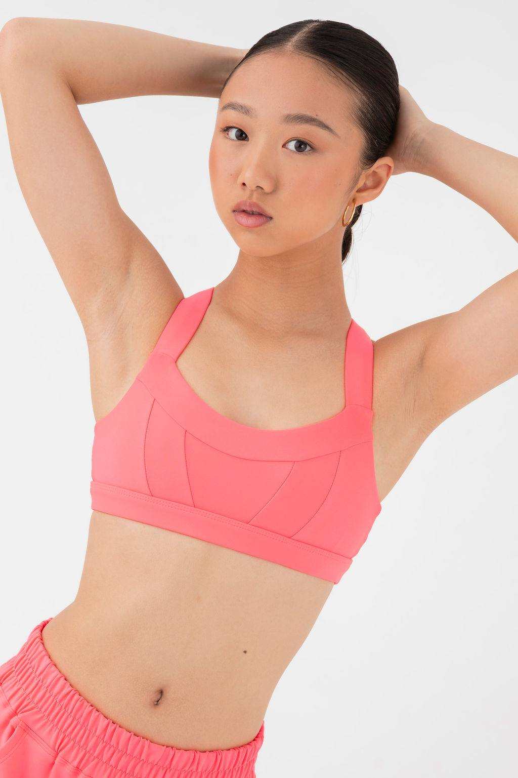 Every Turn Trailblazer crop top with color-blocking and crossover back