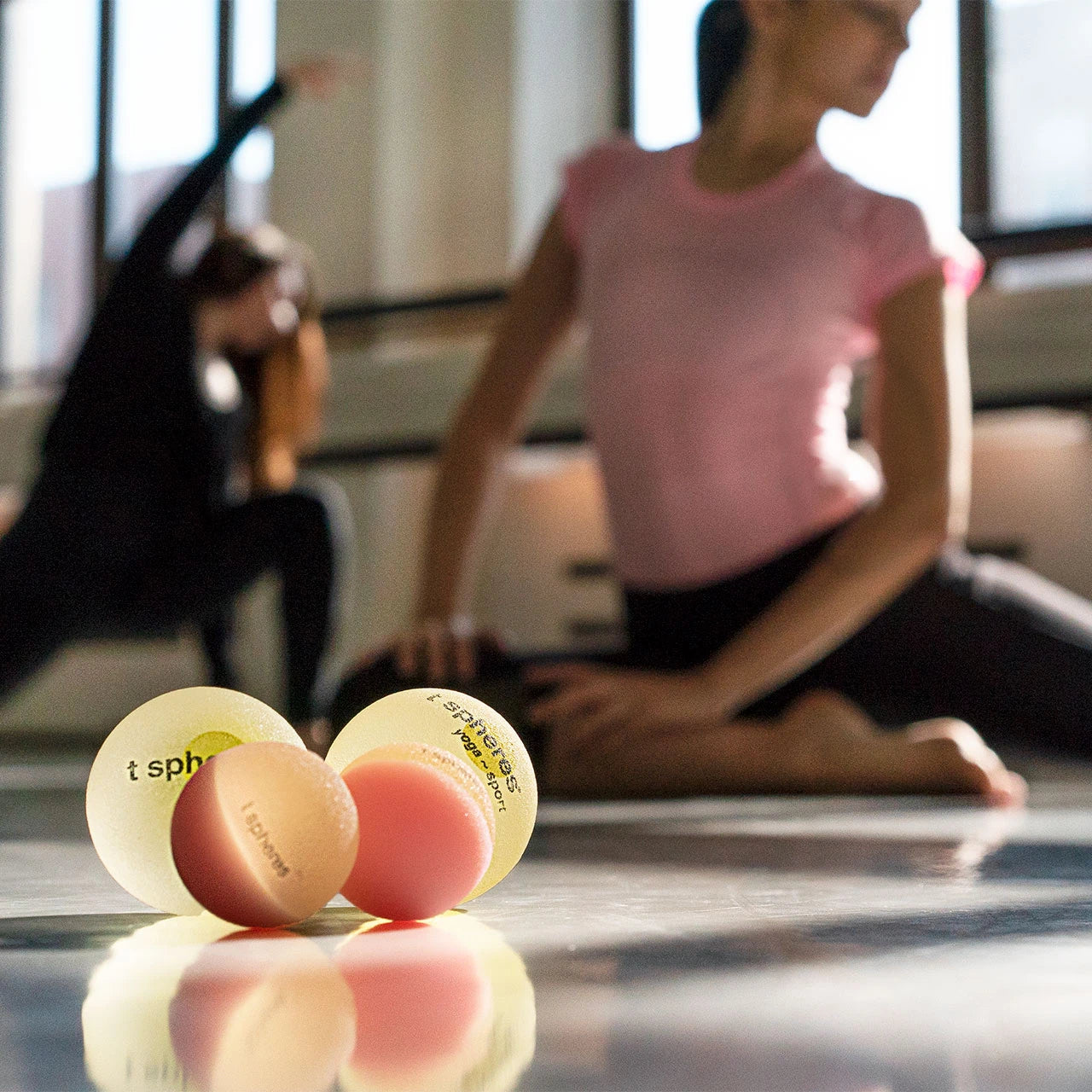 TSpheres Perk Up aromatherapy massage ball – portable peppermint and grapefruit self-massage tool
